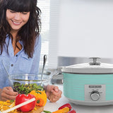 7 Quart Dial Control Slow Cooker with Built in Lid Holder